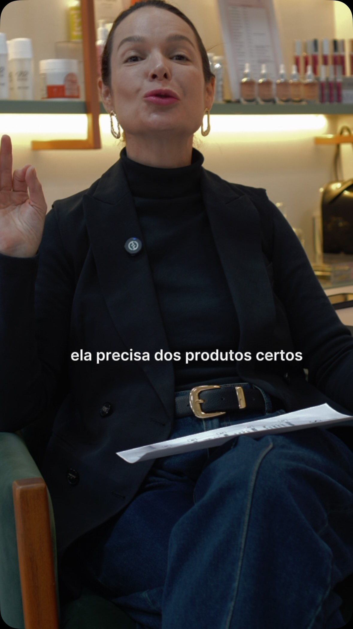 Dra. Paula falando sobre produtos